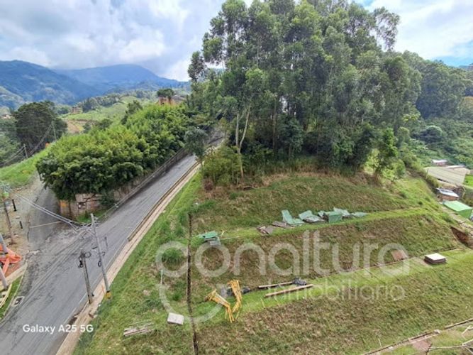 Apartamento de 2 alcobas en arriendo en San Jose, Sabaneta, 76 m² · foto 16 de 16