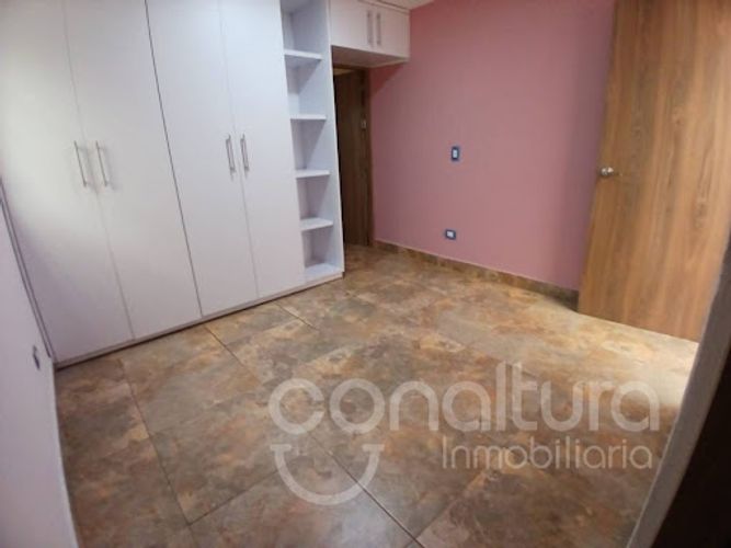 Casa de 4 alcobas en arriendo en Zarzal La Luz, Copacabana, 320 m² · foto 6 de 24