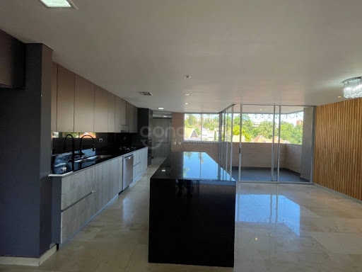 Apartamento en arriendo en Los Naranjos, Medellín · foto 7 de 24