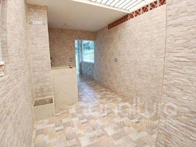 Casa de 4 alcobas en arriendo en Zarzal La Luz, Copacabana, 320 m² · foto 16 de 24