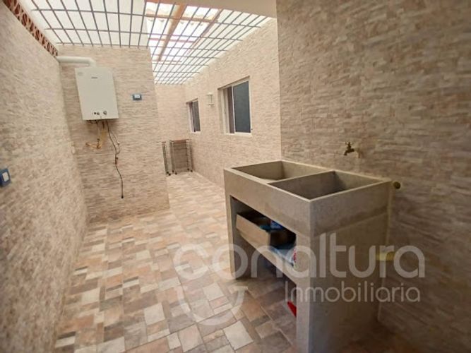 Casa de 4 alcobas en arriendo en Zarzal La Luz, Copacabana, 320 m² · foto 17 de 24