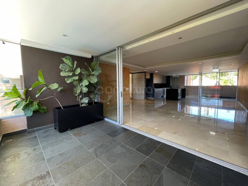 Apartamento en arriendo en Los Naranjos, Medellín · foto 17 de 24