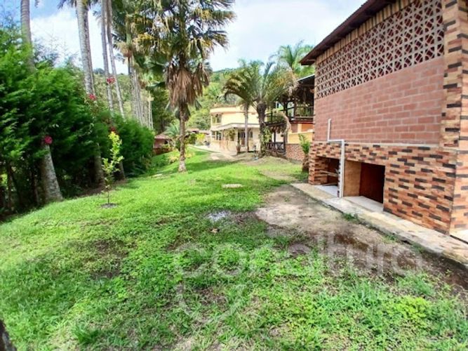Casa de 4 alcobas en arriendo en Zarzal La Luz, Copacabana, 320 m² · foto 22 de 24