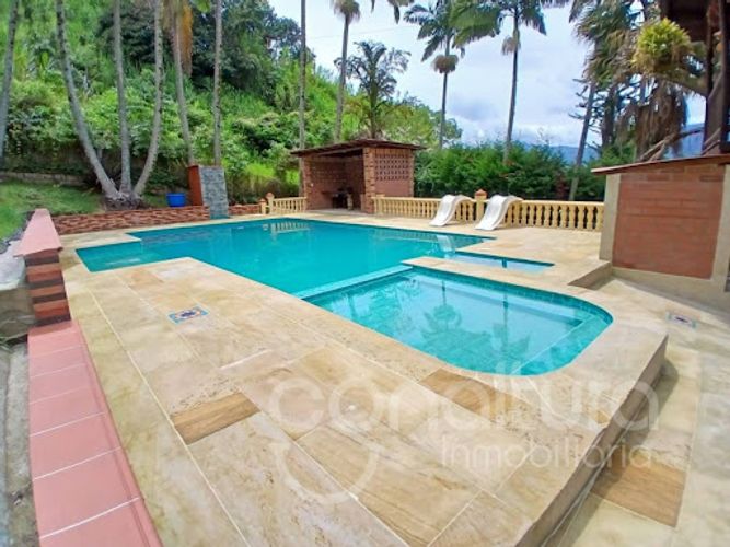Casa de 4 alcobas en arriendo en Zarzal La Luz, Copacabana, 320 m² · foto 23 de 24