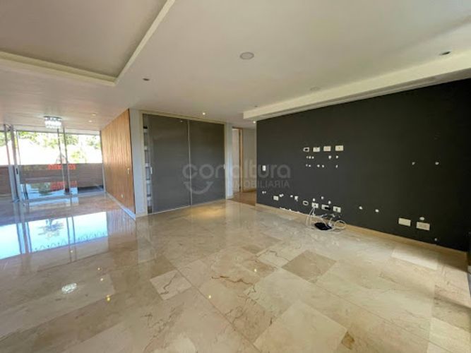 Apartamento en arriendo en Los Naranjos, Medellín · foto 20 de 24