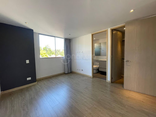 Apartamento en arriendo en Los Naranjos, Medellín · foto 23 de 24