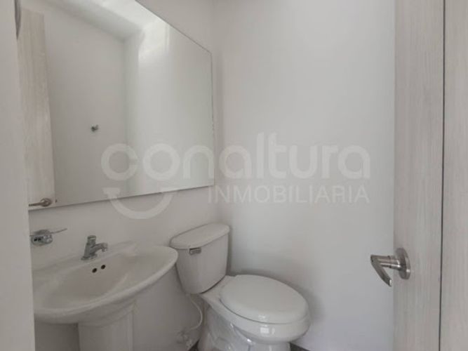 Oficina en arriendo en Los Colores, Medellín, 24 m² · foto 5 de 10