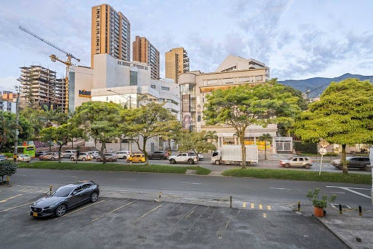 Oficina en arriendo en La Linde, Medellín, 56 m² · foto 8 de 12
