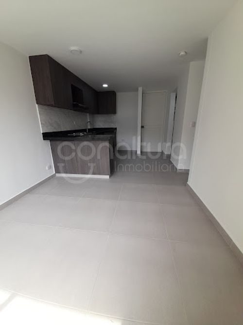 Apartamento de 3 alcobas en venta en San Jose, Sabaneta, 55 m² · foto 4 de 20