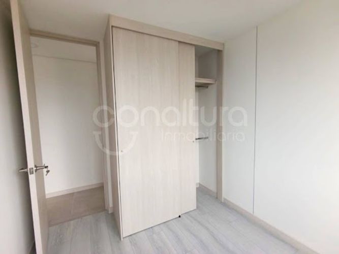 Apartamento de 3 alcobas en venta en Los Colores, Medellín, 89 m² · foto 13 de 18