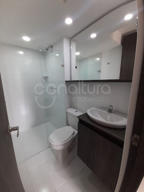 Apartamento de 3 alcobas en venta en San Jose, Sabaneta, 55 m² · foto 9 de 20