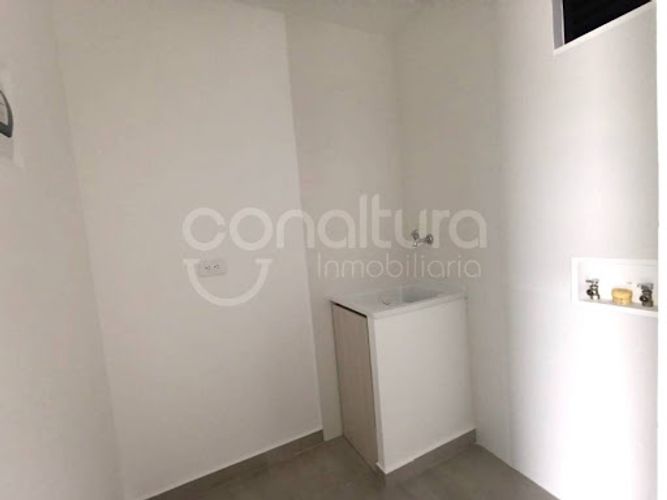 Apartamento de 3 alcobas en venta en Los Colores, Medellín, 89 m² · foto 17 de 18