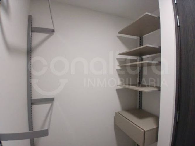 Apartamento de 3 alcobas en arriendo en Ciudad Del Río, Medellín, 105 m² · foto 5 de 15