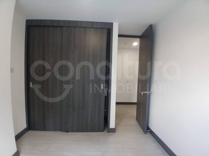 Apartamento de 3 alcobas en arriendo en Ciudad Del Río, Medellín, 105 m² · foto 6 de 15