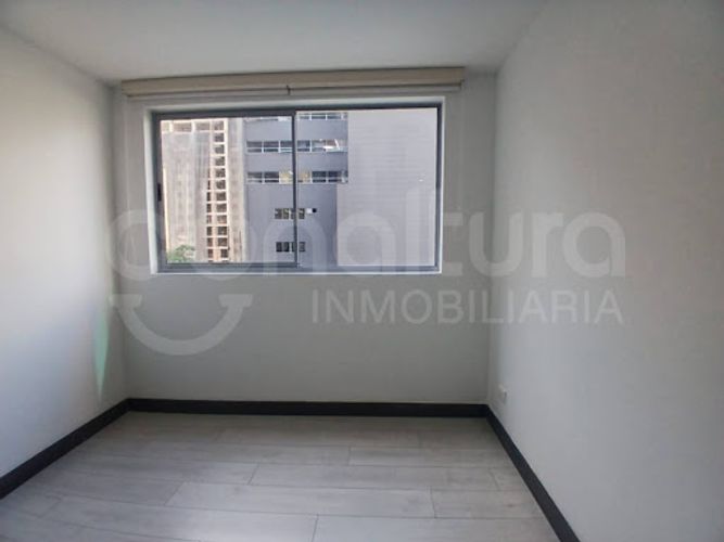 Apartamento de 3 alcobas en arriendo en Ciudad Del Río, Medellín, 105 m² · foto 8 de 15
