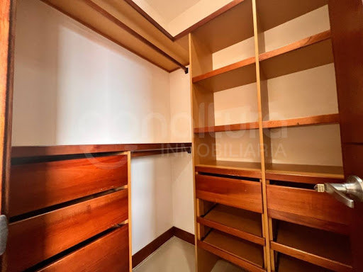 Apartamento en arriendo en Los Naranjos, Medellín · foto 11 de 24