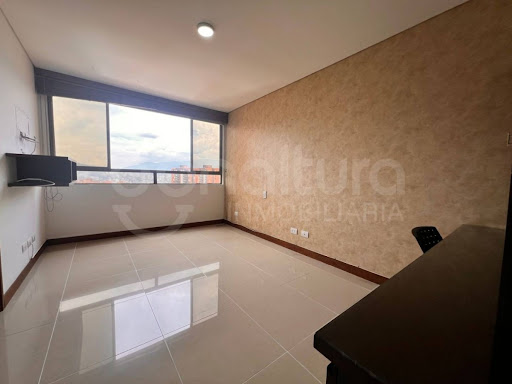 Apartamento en arriendo en Los Naranjos, Medellín · foto 14 de 24