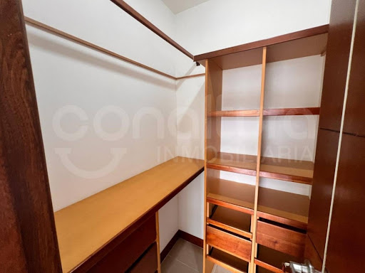 Apartamento en arriendo en Los Naranjos, Medellín · foto 16 de 24