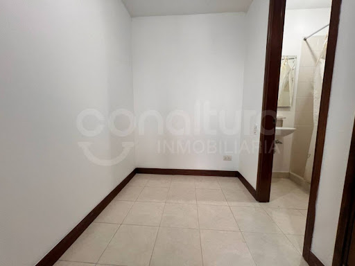 Apartamento en arriendo en Los Naranjos, Medellín · foto 17 de 24