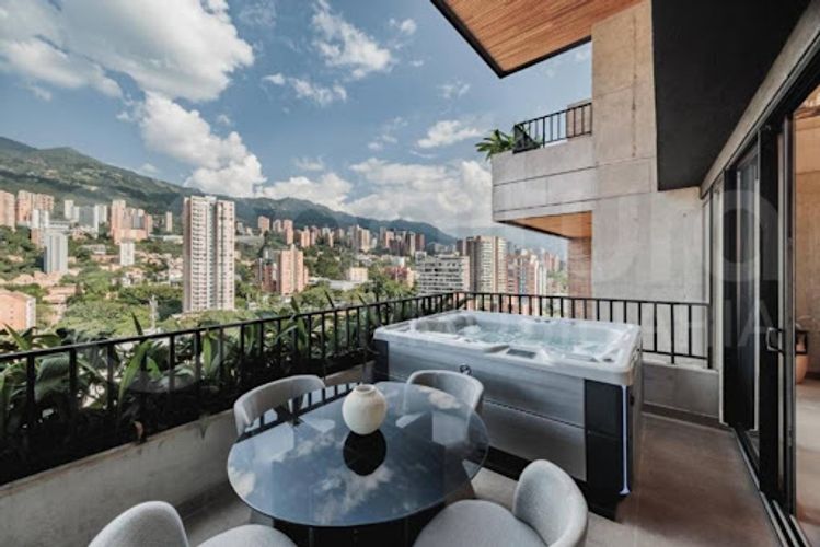 Apartamento de 2 alcobas en venta en La Florida, Medellín, 112 m² · foto 11 de 21