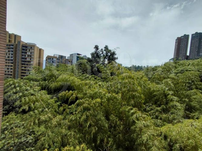 Oficina en arriendo en La Linde, Medellín, 47 m² · foto 4 de 8