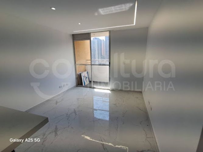 Apartamento de 3 alcobas en venta en San Jose, Sabaneta, 55 m² · foto 5 de 15