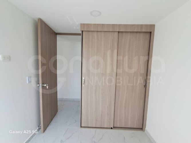 Apartamento de 3 alcobas en venta en San Jose, Sabaneta, 55 m² · foto 11 de 15