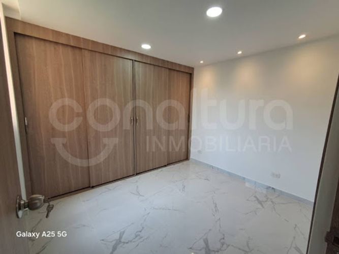 Apartamento de 3 alcobas en venta en San Jose, Sabaneta, 55 m² · foto 12 de 15