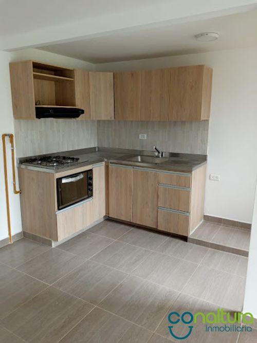 Apartamento de 2 alcobas en venta en Urbanizacion Manaos, Bello, 52 m² · foto 2 de 13