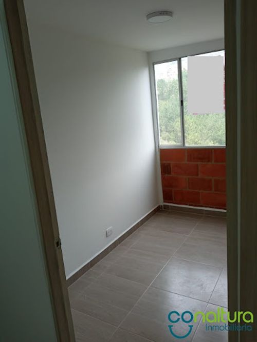 Apartamento de 2 alcobas en venta en Urbanizacion Manaos, Bello, 52 m² · foto 4 de 13
