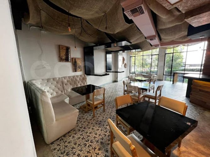 Local en arriendo en Patio Bonito, Medellín, 138 m² · foto 4 de 9