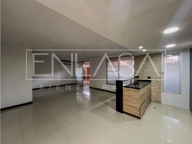 Casa de 4 alcobas en venta en El Castillo, Jamundí, 240 m² · foto 8 de 24