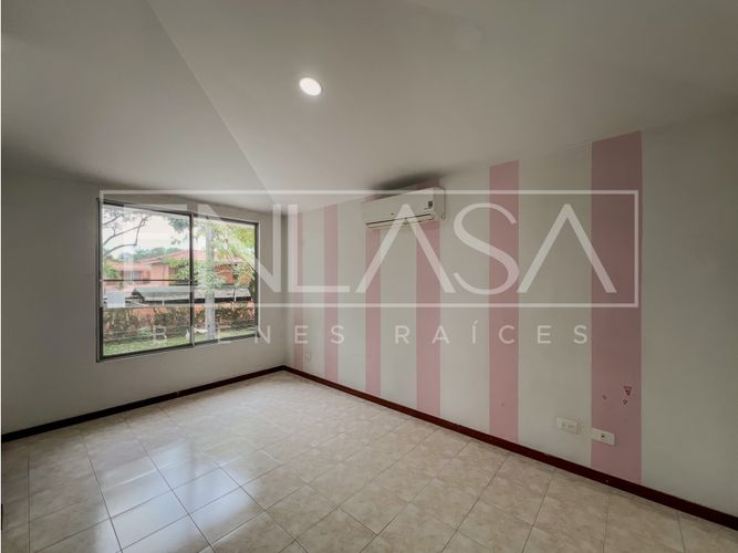 Casa de 4 alcobas en venta en El Castillo, Jamundí, 240 m² · foto 22 de 24