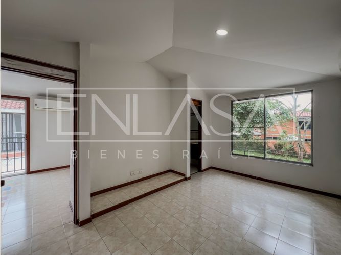 Casa de 4 alcobas en venta en El Castillo, Jamundí, 240 m² · foto 23 de 24