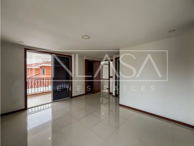 Casa de 4 alcobas en venta en El Castillo, Jamundí, 240 m² · foto 15 de 24