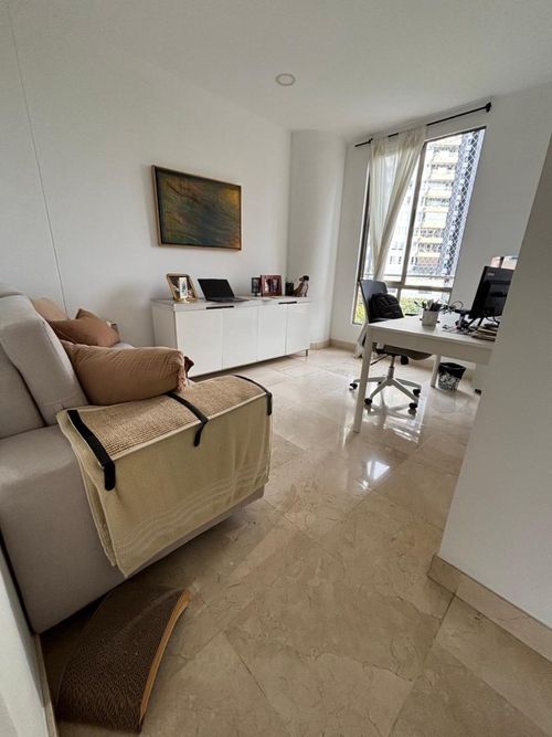 Apartamento de 3 alcobas en venta en Ciudad Jardin, Cali, 230 m² · foto 10 de 15