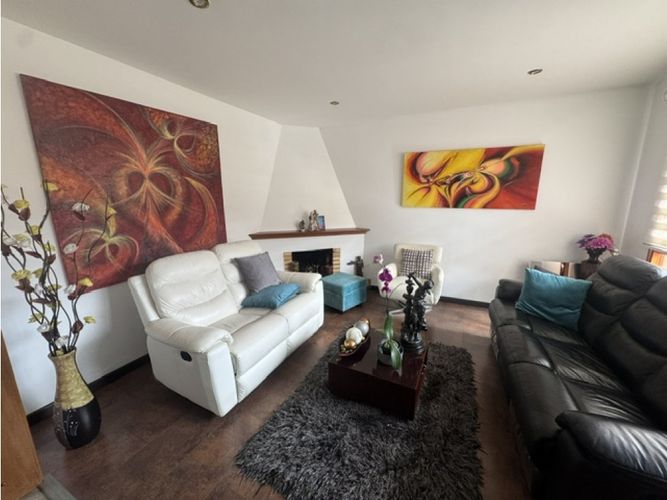 Casa de 3 alcobas en venta en Chilacos, Chía, 175 m² · foto 2 de 24