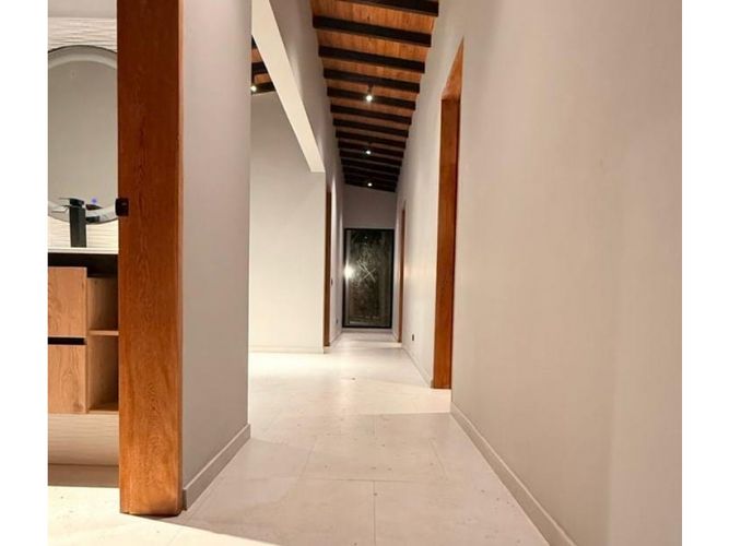 Casa de 3 alcobas en venta en El Molino, Guarne, 200 m² · foto 9 de 24