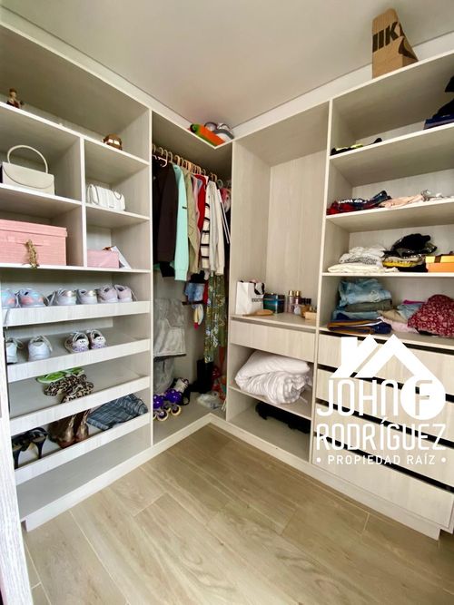 Casa de 5 alcobas en venta en El Carmen de Viboral · foto 20 de 24