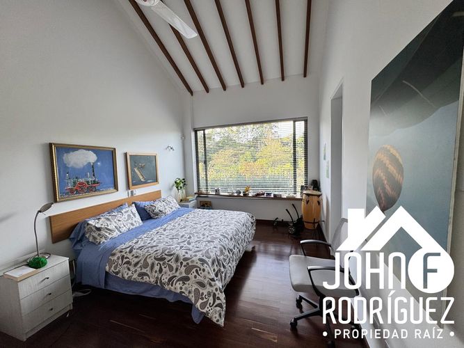Casa de 5 alcobas en venta en Llano Grande, Rionegro · foto 23 de 24