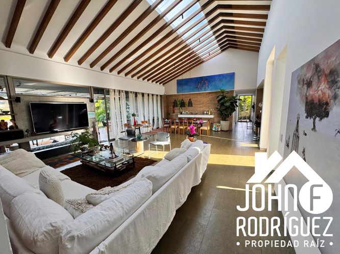 Casa de 5 alcobas en venta en Llano Grande, Rionegro · foto 8 de 24
