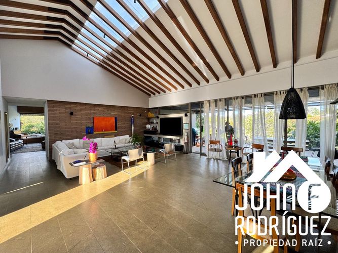 Casa de 5 alcobas en venta en Llano Grande, Rionegro · foto 9 de 24
