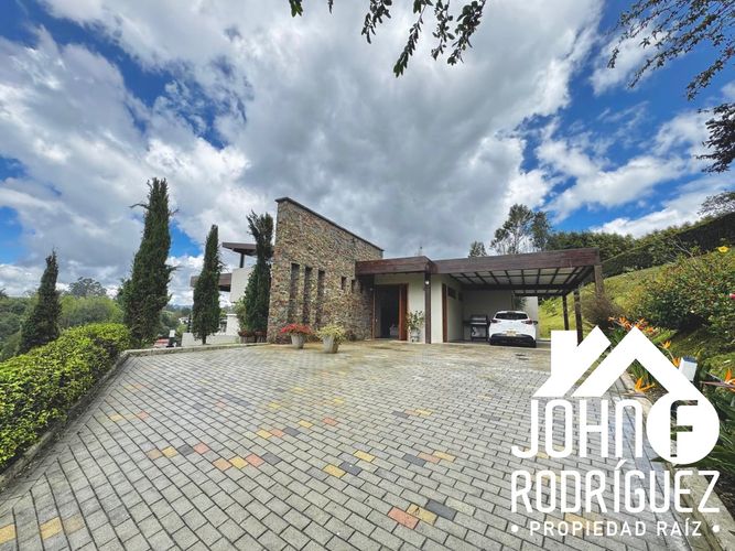 Casa de 5 alcobas en venta en Quirama, El Carmen de Viboral · foto 9 de 24