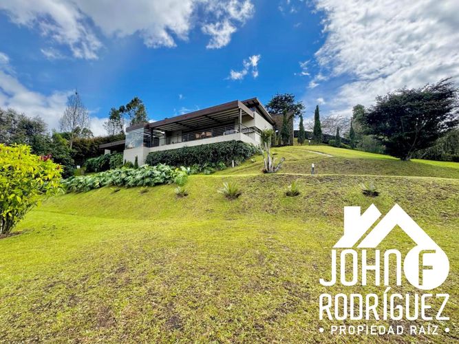 Casa de 5 alcobas en venta en Quirama, El Carmen de Viboral · foto 4 de 24