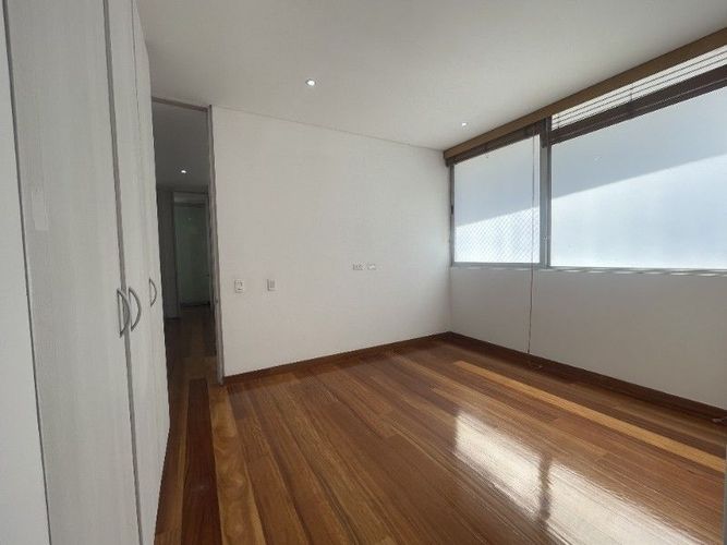 Apartamento de 2 alcobas en venta en Los Balsos, Medellín, 173 m² · foto 8 de 22
