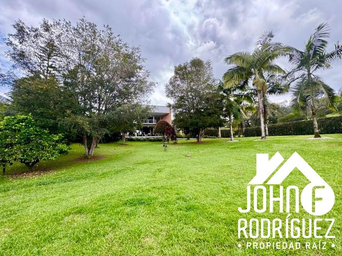 Casa de 4 alcobas en venta en Llano Grande, Rionegro · foto 4 de 24
