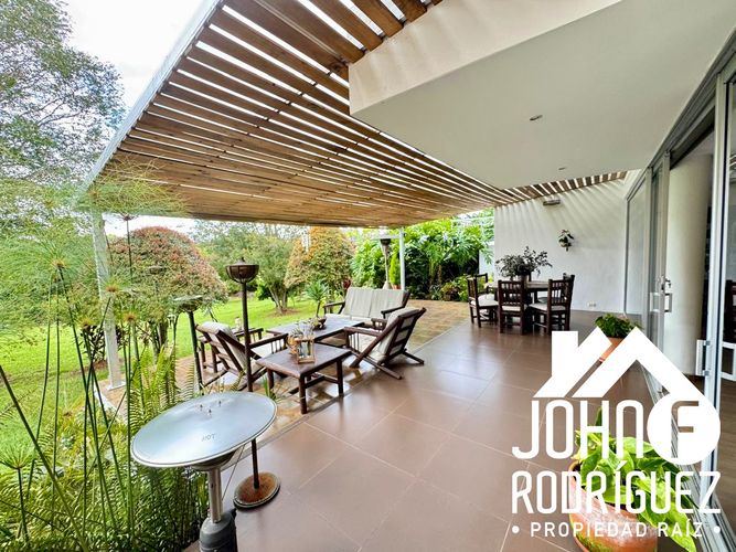 Casa de 4 alcobas en venta en Llano Grande, Rionegro · foto 14 de 24