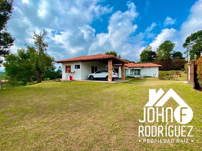 Finca en venta en Cimarronas, Marinilla, 6400 m² · foto 2 de 21