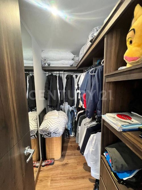 Apartamento de 4 alcobas en venta en La Felicidad, Bogotá, 221 m² · foto 18 de 24