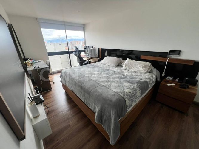 Apartamento de 4 alcobas en venta en La Felicidad, Bogotá, 221 m² · foto 24 de 24